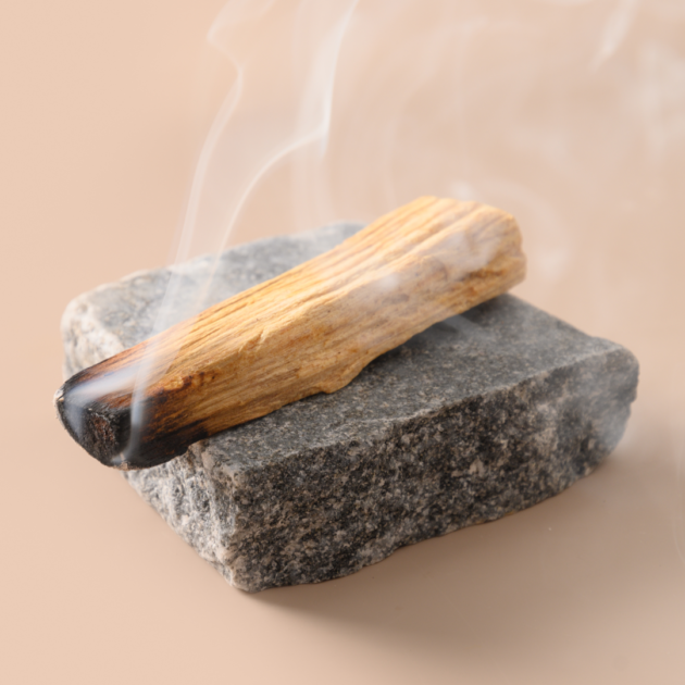 Palo Santo 28